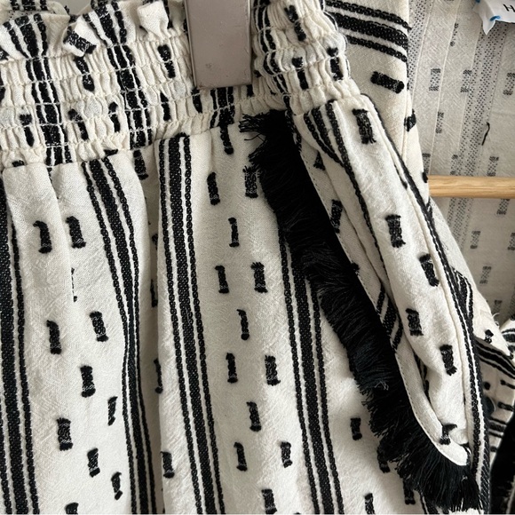 FULL SET | HUNTER BELL Ezra Fringe Top + Helene Clip Dot Shorts - Picture 9 of 16